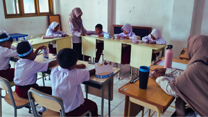 Kapan Sebenarnya Karakter Anak Mulai Terbentuk? Dari Bayi hingga SD